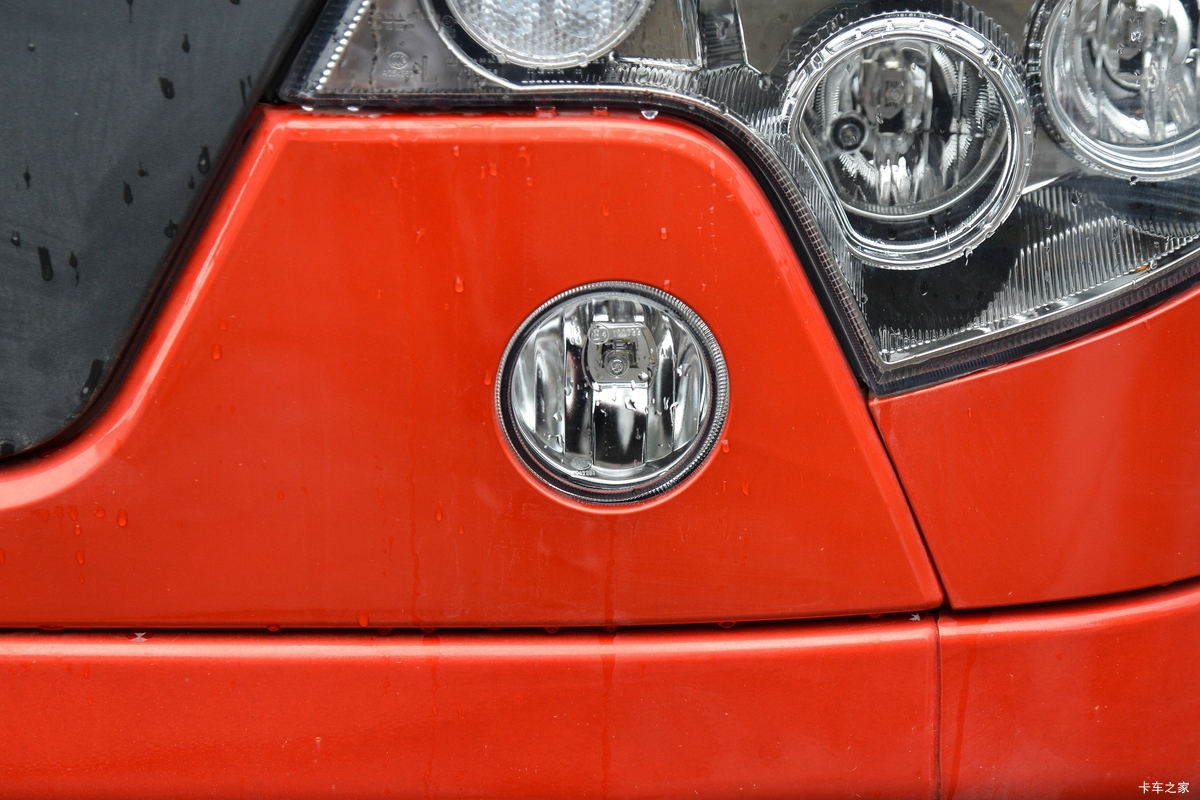 �й����� HOWO TX 220���� 4X2 6.75�ײ�դʽ�ػ���(����)���                                                