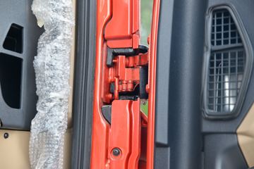 �й����� HOWO TX 220���� 4X2 6.75�ײ�դʽ�ػ���(����)(ZZ5187CCYK501GF1)ͼƬ