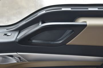 �й����� HOWO TX 220���� 4X2 6.75�ײ�դʽ�ػ���(����)(ZZ5187CCYK501GF1)ͼƬ