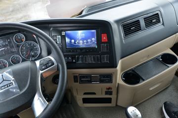 �й����� HOWO TX 220���� 4X2 6.75�ײ�դʽ�ػ���(����)(ZZ5187CCYK501GF1)ͼƬ