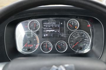 �й����� HOWO TX 220���� 4X2 6.75�ײ�դʽ�ػ���(����)(ZZ5187CCYK501GF1)ͼƬ