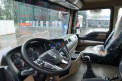 中国重汽 HOWO TX 220马力 4X2 6.75米仓栅式载货车(国六)(ZZ5187CCYK501GF1) 中国重汽 HOWO TX 220马力 4X2 6.75米仓栅式载货车(国六)(ZZ5187CCYK501GF1)