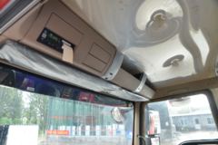 中国重汽 HOWO TX 220马力 4X2 6.75米仓栅式载货车(国六)(ZZ5187CCYK501GF1) 中国重汽 HOWO TX 220马力 4X2 6.75米仓栅式载货车(国六)(ZZ5187CCYK501GF1)