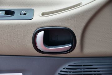 ���� �����A5L�п� 200���� 4X2 6.8�������ػ���(����)ͼƬ