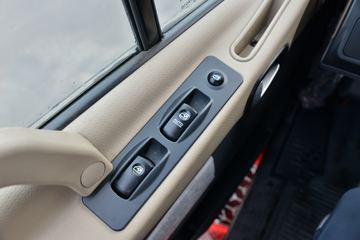 ���� �����A5L�п� 200���� 4X2 6.8�������ػ���(����)ͼƬ