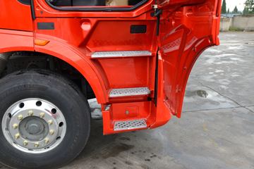 �й����� HOWO TH7�ؿ� 460���� 8X4 9.5��AMT�Զ�����ʽ�ػ���(����)(ZZ5317XXYV466HF1)ͼƬ