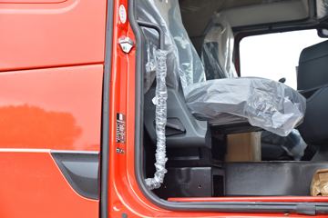 �й����� HOWO TH7�ؿ� 460���� 8X4 9.5��AMT�Զ�����ʽ�ػ���(����)(ZZ5317XXYV466HF1)ͼƬ