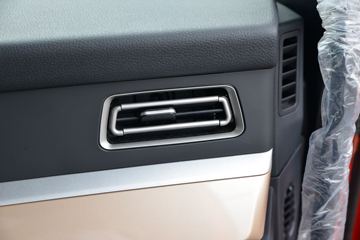 �й����� HOWO TH7�ؿ� 460���� 8X4 9.5��AMT�Զ�����ʽ�ػ���(����)(ZZ5317XXYV466HF1)ͼƬ