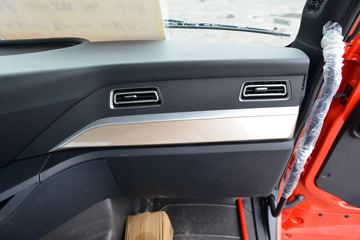 �й����� HOWO TH7�ؿ� 460���� 8X4 9.5��AMT�Զ�����ʽ�ػ���(����)(ZZ5317XXYV466HF1)ͼƬ