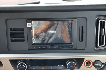 �й����� HOWO TH7�ؿ� 460���� 8X4 9.5��AMT�Զ�����ʽ�ػ���(����)(ZZ5317XXYV466HF1)ͼƬ