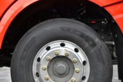 中国重汽 HOWO TH7重卡 460马力 8X4 9.5米AMT自动挡厢式载货车(国六)(ZZ5317XXYV466HF1)