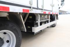 玉柴新能源 EC312 4.5T 4.125米纯电动厢式轻卡(YCE5041XXYBEV)