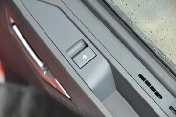 �й����� HOWO TH7�ؿ� 460���� 8X4 9.5�ײ�դʽ�ػ���(����)(ZZ5317CCYV466HF1)ͼƬ