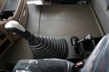 �й����� HOWO TX�ؿ� 350���� 8X4 6.8�� ��ж��(����)(�й�����)ͼƬ