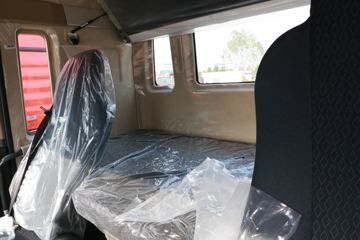 �й����� HOWO TX7�ؿ� 460���� 6X4 ǣ����(����)(�ٱ�3.7)(ZZ4257V324GF1)ͼƬ