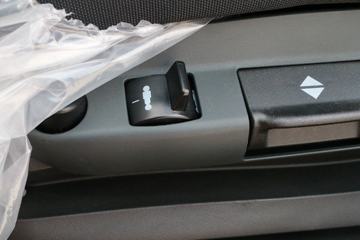 �й����� HOWO TX7�ؿ� 460���� 6X4 ǣ����(����)(�ٱ�3.7)(ZZ4257V324GF1)ͼƬ