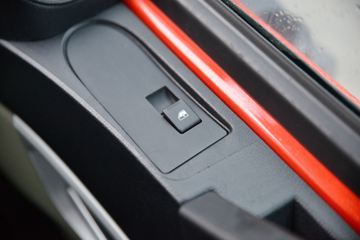 �й����� ����N5W�п� 220���� 4X2 6.7�ײ�դʽ�ػ���(����)(ZZ5187CCYK511JF1B)ͼƬ