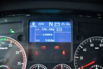 �й����� ����N5W�п� 220���� 4X2 6.7�ײ�դʽ�ػ���(����)(ZZ5187CCYK511JF1B)ͼƬ