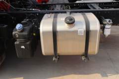 东风 多利卡D9 220马力 4X2 6.8米仓栅式载货车(国六)(EQ5181CCYL9CDGAC)