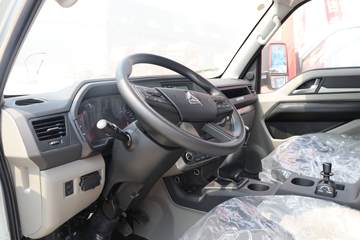 �й�����HOWO С˧ 130���� 4X2 3.95�׵�����ʽС��(ZZ5047XXYF3112F145)ͼƬ