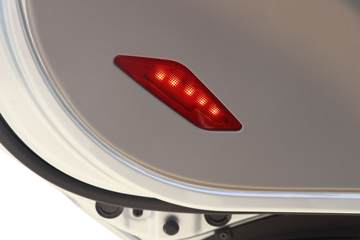 �й�����HOWO С˧ 130���� 4X2 3.95�׵�����ʽС��(ZZ5047XXYF3112F145)ͼƬ