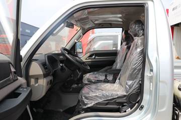 �й�����HOWO С˧ 130���� 4X2 3.95�׵�����ʽС��(ZZ5047XXYF3112F145)ͼƬ