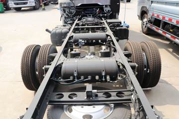 �й�����HOWO С˧ 130���� 4X2 3.95�׵�����ʽС��(ZZ5047XXYF3112F145)ͼƬ