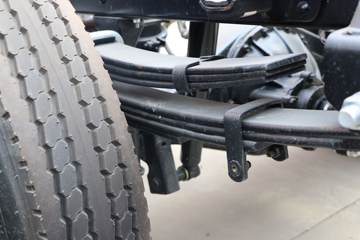 �й�����HOWO С˧ 130���� 4X2 3.95�׵�����ʽС��(ZZ5047XXYF3112F145)ͼƬ