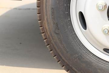 �й�����HOWO С˧ 130���� 4X2 3.95�׵�����ʽС��(ZZ5047XXYF3112F145)ͼƬ