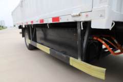 玉柴新能源 EC213 4.5T 4.125米单排纯电动栏板轻卡(YCE1040V9JBEV)81.14kWh