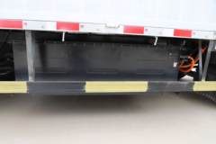 玉柴新能源 EC213 4.5T 4.125米单排纯电动栏板轻卡(YCE1040V9JBEV)81.14kWh
