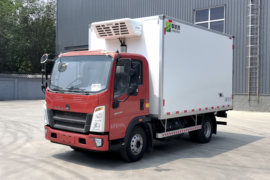重汽HOWO轻卡底盘&nbsp;冷藏车外观图片