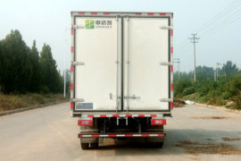 福田欧马可底盘&nbsp;冷藏车外观图片