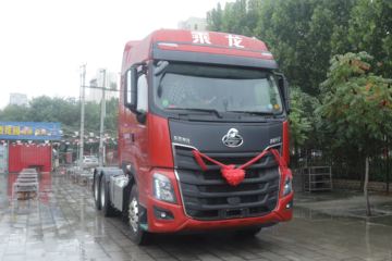 东风柳汽 乘龙H7重卡 560马力 6X4 AMT自动挡牵引车(国六)(LZ4250H7CC1)