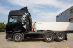 斯堪尼亚 新R系列重卡 500马力 6X2R牵引车(国六)(黑色)(型号R500)