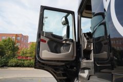 斯堪尼亚 新R系列重卡 500马力 6X2R牵引车(国六)(黑色)(型号R500)