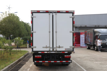   K6 160 4X2 4.09س()(EQ5041XLC5CDFAC)ͼƬ