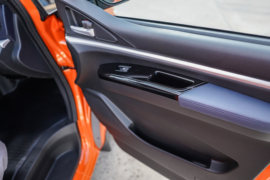 菱智V3&nbsp;VAN/轻客驾驶室图片