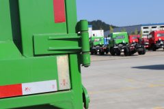 三环十通 昊龙 豪华版 300马力 8X4 6.2米自卸车(国六)(STQ3311L16Y6B6)
