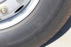 三环十通 昊龙 270马力 8X2 7.6米栏板载货车(国六)(中桥提升)(STQ1319L14Y3A6)