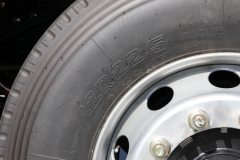 三环十通 昊龙 270马力 8X2 7.6米栏板载货车(国六)(中桥提升)(STQ1319L14Y3A6)