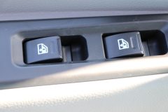 三环十通 昊龙 豪华版 270马力 6X2 6.8米栏板载货车(STQ1251L16Y3D6)