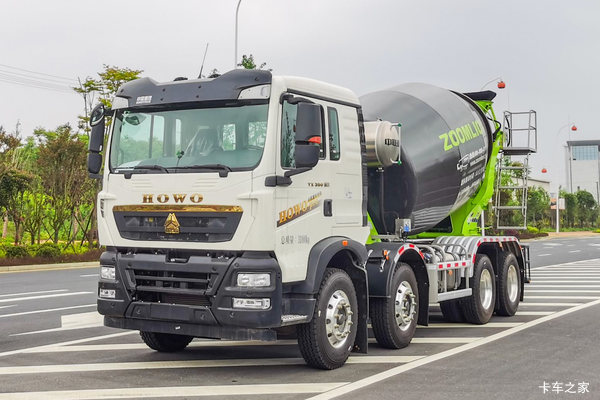 中国重汽 HOWO TX Pro 350马力 8X4 7.76方混凝土搅拌车(中联牌)(国六)(ZLJ5311GJBHT5F)