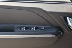 江铃 凯运升级版 122马力 4.1米单排栏板轻卡(国六)(液刹)(JX1045TG26)