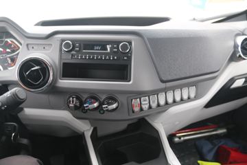 �ɵ� W5 130���� 4.18�׵��Ų�դʽ�Ῠ(����)ͼƬ