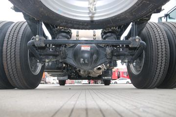 �ɵ� W5 130���� 4.18�׵��Ų�դʽ�Ῠ(����)ͼƬ