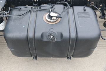 �ɵ� W5 130���� 4.18�׵��Ų�դʽ�Ῠ(����)ͼƬ