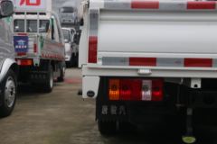 唐骏欧铃 V5 尊享版 1.6L 105马力 CNG 3.61米单排栏板微卡(国六)