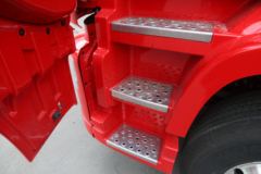 东风商用车 天龙旗舰KX 经典版 560马力 6X4 危险品牵引车(国六)(液缓) 东风商用车 天龙旗舰KX 经典版 560马力 6X4 危险品牵引车(国六)(液缓)