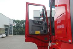 东风商用车 天龙旗舰KX 经典版 560马力 6X4 危险品牵引车(国六)(液缓) 东风商用车 天龙旗舰KX 经典版 560马力 6X4 危险品牵引车(国六)(液缓)